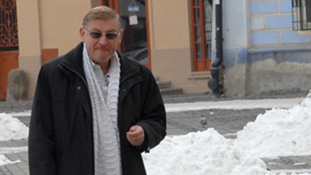 Il mai tii minte pe Ilie “Gigacalorie”, cel mai bogat bugetar din Romania? Ce s-a ales de el si cum a ajuns sa traiasca el acum!