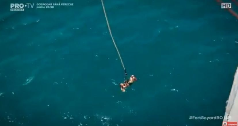 Andreea Antonescu şi-a învins frica şi a făcut bungee jumping