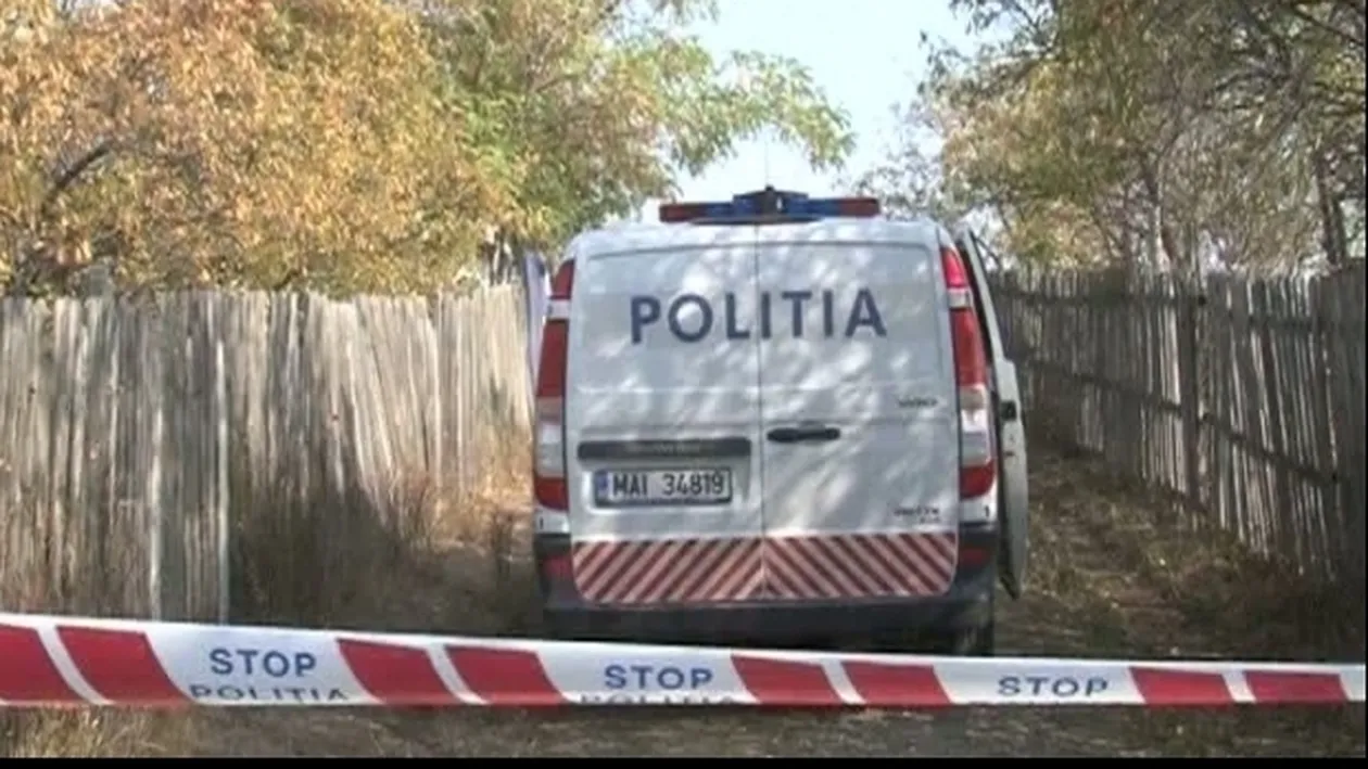 Un bărbat din Iași și-a înjunghiat nevasta. Femeia dorea să plece la muncă în străinătate