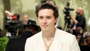 Continuă scandalul din familia Beckham. Brooklyn, ironii la adresa părinților lui, pe muzica lui Lady Gaga