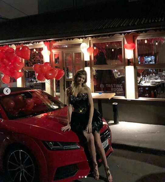 Fiica lui Cristi Boureanu a primit un bolid scump la petrecerea majoratului! Ce ținută sexy a purtat la câteva zile de la bătaia cruntă dintr-un club