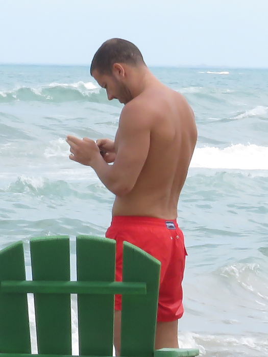Sorin Boureanu a fost la plajă în timp ce fratele său afla că va mai sta încă 30 de zile în spatele gratiilor