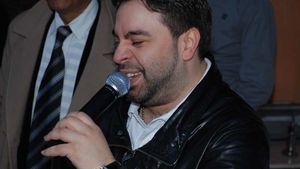 El a trecut curatenia de Paste la un alt nivel. Am aflat ce se intampla in aceste zile la casa lui Florin Salam!