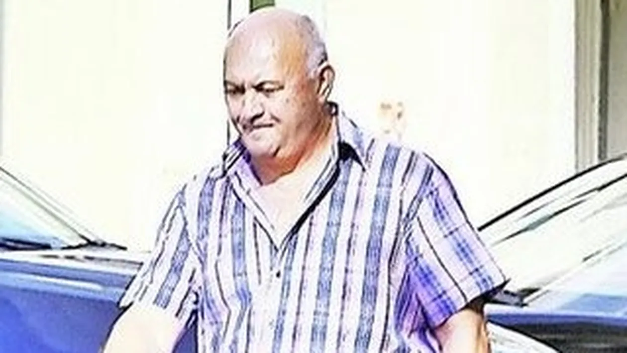 Un crestin atat de simplu, dupa vorba, dupa port. Bancherul Sever vrea sa renasca in politica