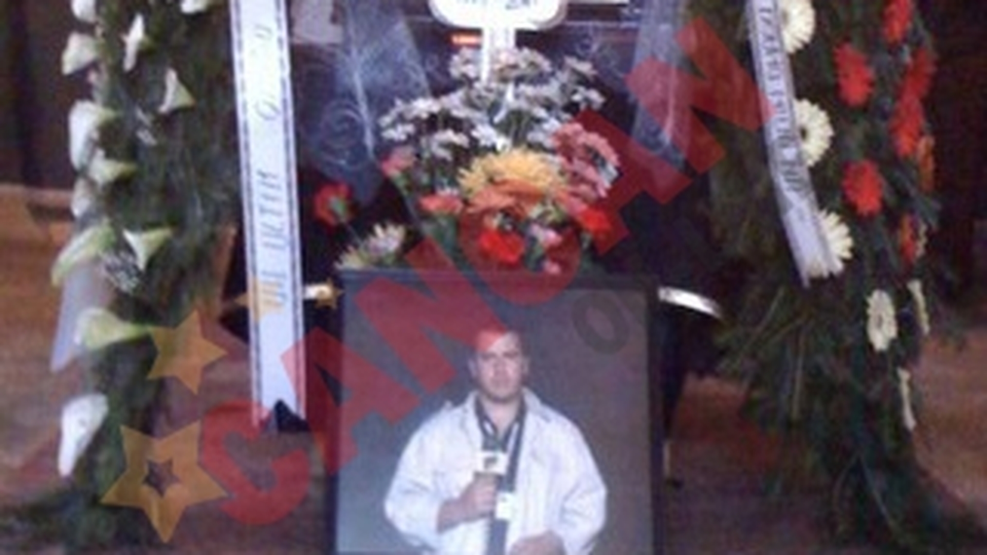 Inmormantat langa bunicul sau