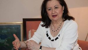 Oana Roman își va petrece Paștele cu mama ei. Este incredibil cu arată Mioara, după doar o lună de tratament. FOTO