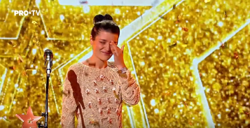Florin Călinescu a oferit Golden Buzz cu ochii în lacrimi, la Românii au talent! Stewardesa cu voce de aur, crescută la orfelinat, l-a impresionat pe jurat
