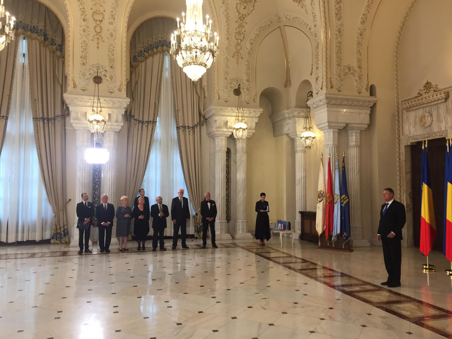 Cei șapte fantastici, decorați la Cotroceni