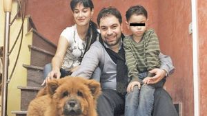 Dramele se ţin lanţ în familia lui Florin Salam! Cum arată acum fiul manelistului, care a moştenit boala care a ucis-o pe mama lui, Fănica
