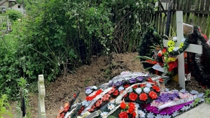 Sonia a murit pentru că avea cizmele mai mari cu 2 numere. Sărăcia a luat viața fetiței de doar 12 ani