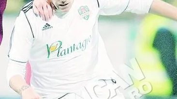 Nicolae Stanciu marcheaza si in afara terenului! Perla lui Porumboiu se iubeste cu o satena focoasa