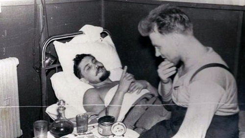 E uluitor ce a putut să facă acest medic de doar 27 de ani! S-a operat singur de apendicită, pe o furtună de zăpadă și…