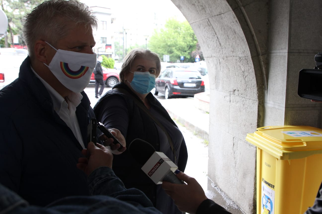 Primăria Sectorului 1 a achiziționat pubele speciale pentru deșeurile medicale. Acestea vor fi amplasate în școli și la intrarea în parcuri