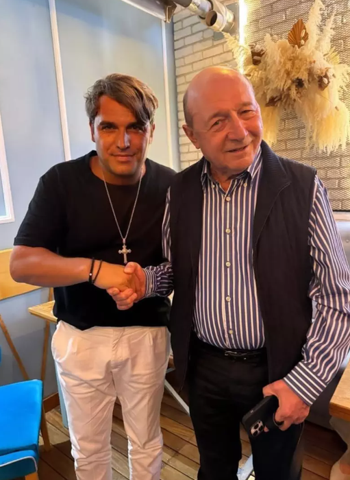 Reuniune de familie la ziua nepoatei lui Traian Băsescu/ Sursa foto: Instagram