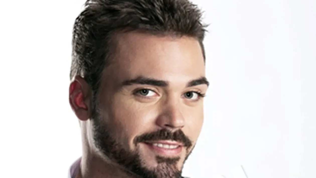 Scandal la Burlacul! Bote sare la gatul grecului care a amenintat-o pe Cezara Darie: Agentia lui Nikos nu exista, el vrea sa isi faca reclama 