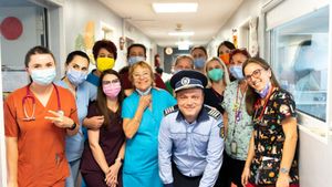 Polițistul din Las Fierbinți, gest impresionant pentru o fetiță bolnavă de leucemie