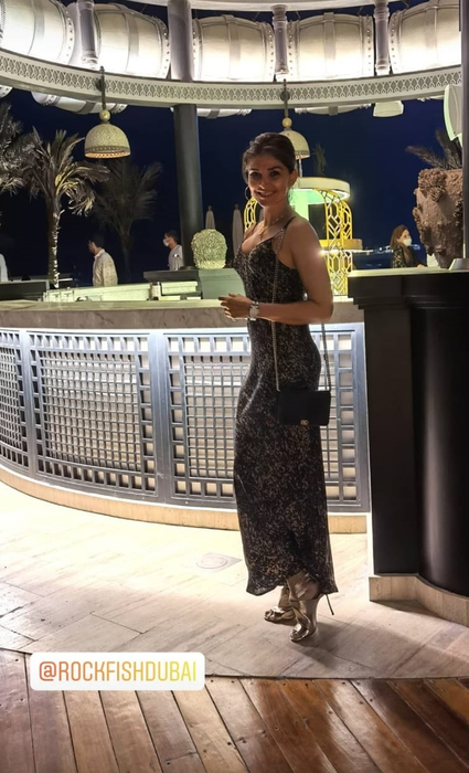 Alina Pușcaș arată senzațional în costum de baie la aproape 2 ani de când a născut-o pe Iris. Prezentatoarea și soțul ei, vacanță de lux în Dubai | FOTO