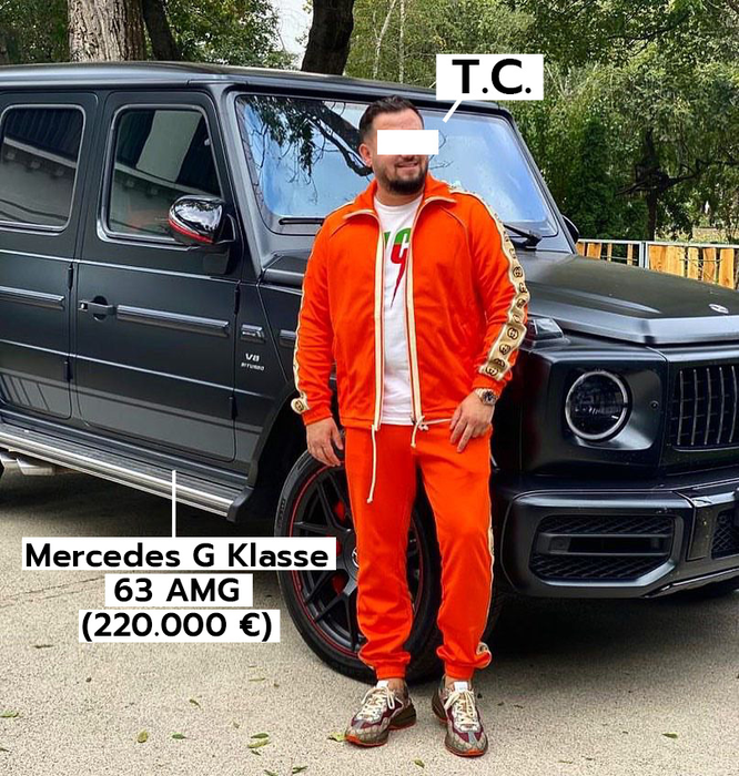 T.C. se mândrește, printre altele, cu un Mercedes G Klasse 63 AMG, de 220.000 de euro (Foto: Instagram)
