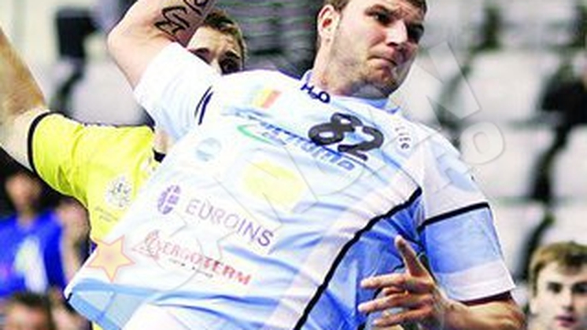 "Vreau sa aflu cine i-a pus sa-mi omoare fiul"