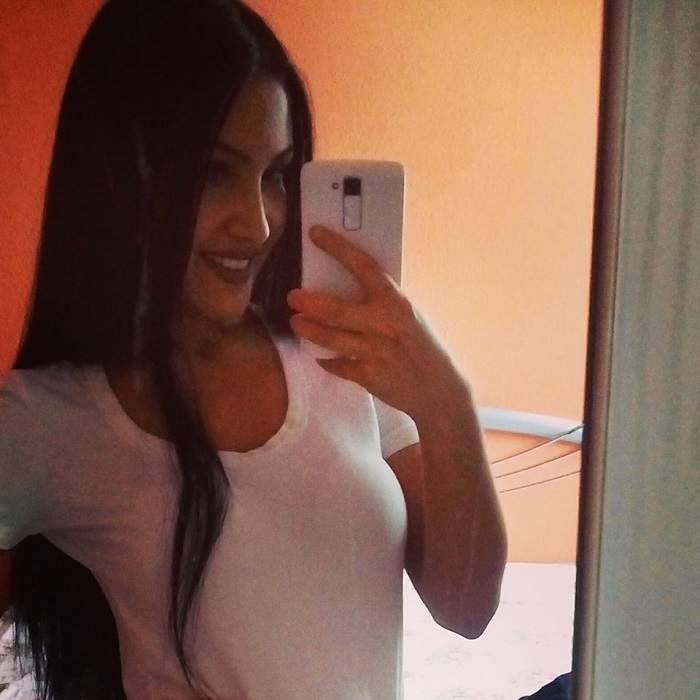 Noi informații în cazul morţii Iuliei, adolescenta de 15 ani înjunghiată într-un parc din Germania. Iubitul său e dispărut de 24 de ore