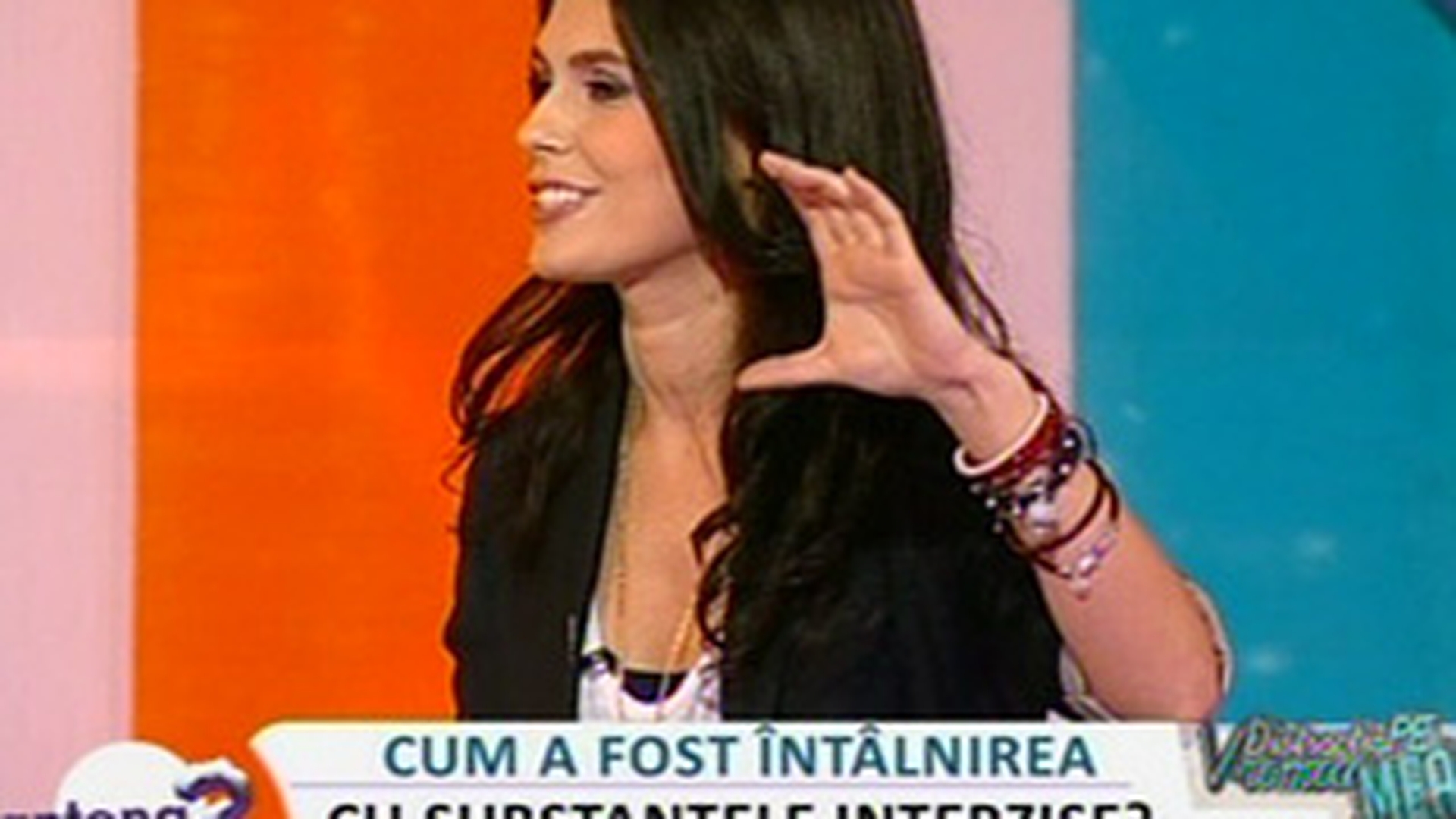 VIDEO Sanziana Negru, despre prima ei betie: "Mi-am turnat un pahar intreg de gin si l-am dat peste gat. Am adormit in 10 minute"