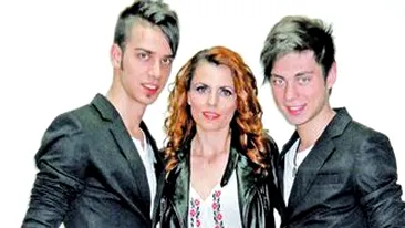 Valentina Ionescu a pus costumul popular in cui! S-a transformat intr-o sexy-folclorista