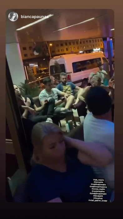 Concurenții de la ”Splash - Vedete în apă” au făcut show la hotel, după antrenamente