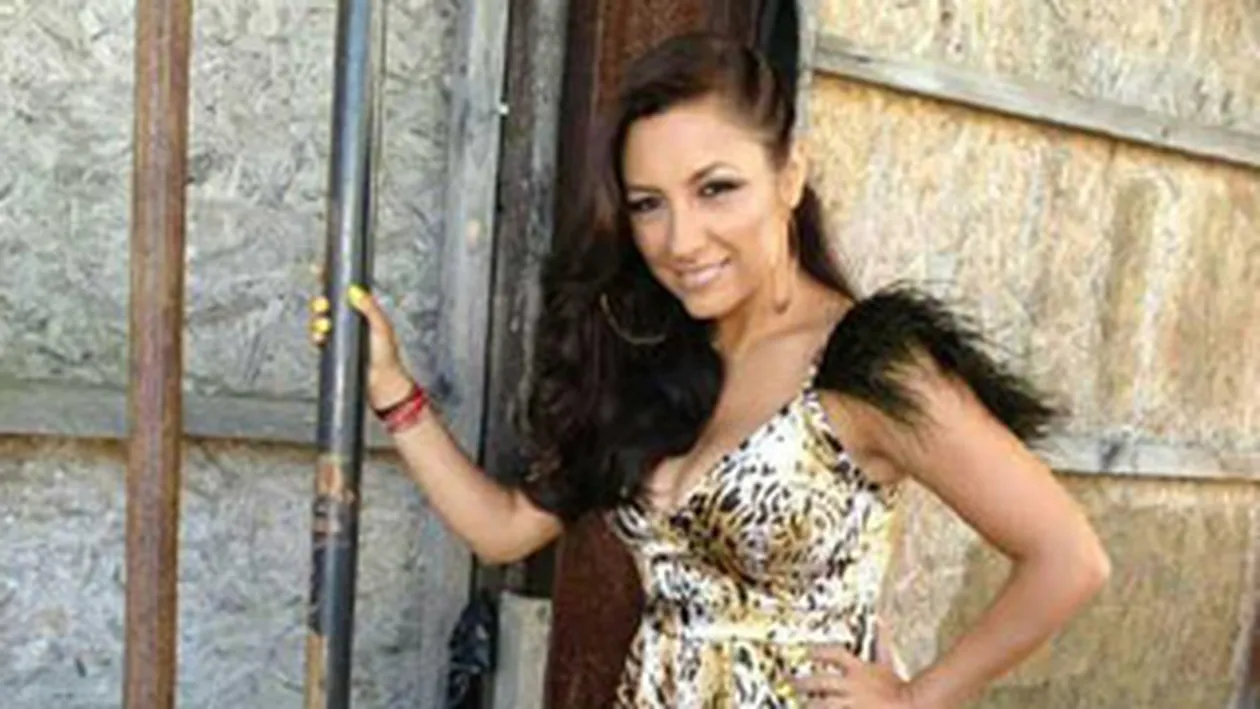 Primele imagini de pe platoul de filmare! Andra, super sexy in noul ei videoclip!