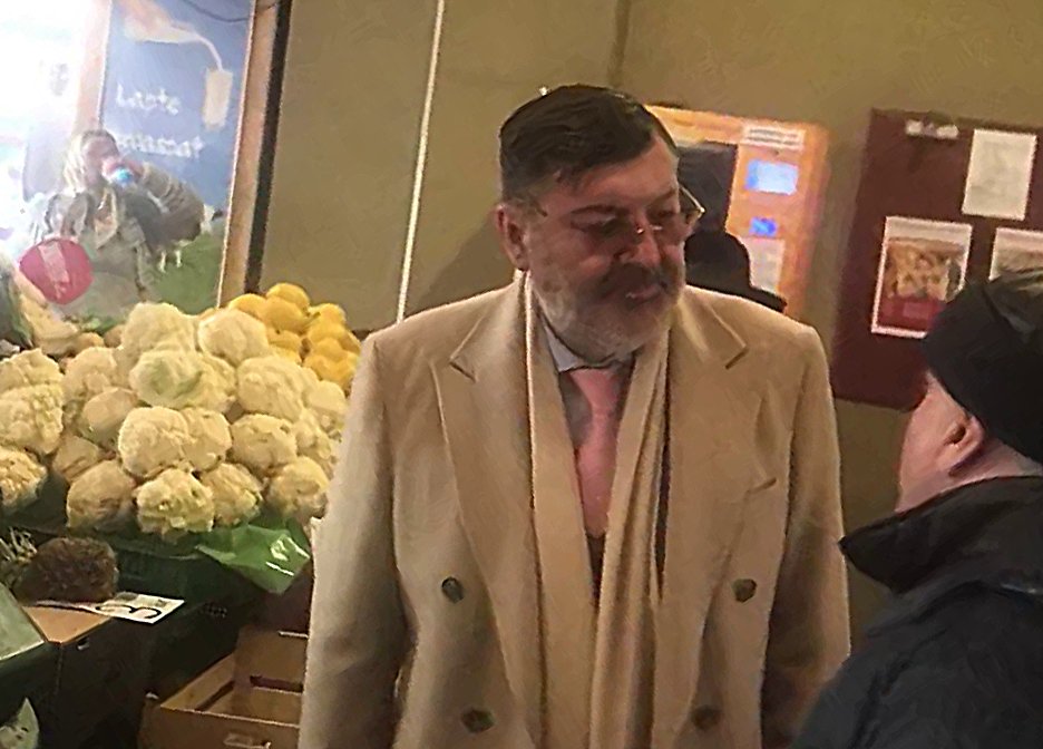 Dan Nicorescu a negociat la sânge cu tarabagiii, în Piața Obor