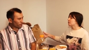 Bătaie ca în filme între Vulpița și Viorel, din cauza unei dansatoare misterioase. Vedeta de la Acces Direct, criză de gelozie în fața camerelor