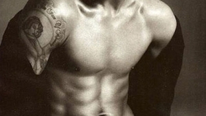 David Beckham a facut peste 13 milioane de lire sterline anul trecut! Afla cum a reusit!