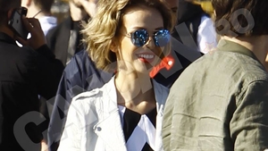 N-o să-ţi vină să crezi ce a păţit devoratoarea de puiuţi! MILF-eta milionară a ajuns la…