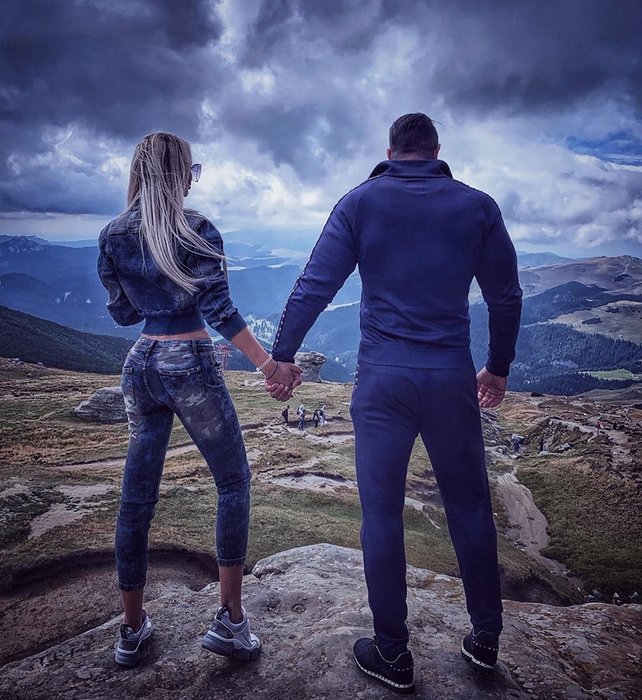 Bianca Drăgușanu, din nou în fața altarului în rochie de mireasă! Care este data nunții vedetei cu soțul ei