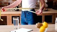Dieta cu lămâie, preferata vedetelor de la Hollywood. Scapi de 10 kilograme în doar 14 zile
