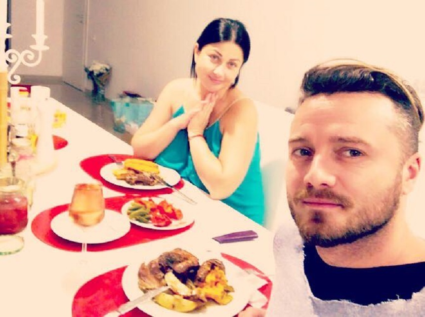 Deşi urmează să nască, Gabriela Cristea nu-şi neglijează soţul. Cum îl răsfaţă bruneta pe Tavi Clonda