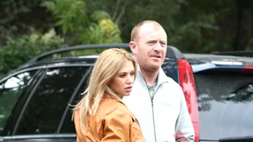 Loredana ex-Trident se lafaie in locuinta iubitului milionar din Elvetia