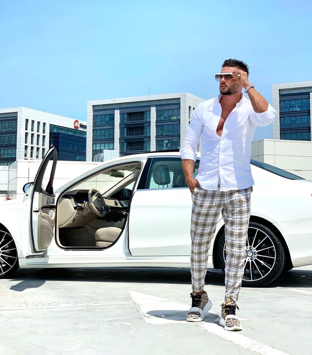 Așa devreme?! La ce vârstă și-a început viața sexuală Dorian Popa