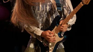 Viata de film a noului solist Iris! Rafael ascunde o drama teribila si a trait o experienta “dementa” cu o admiratoare!