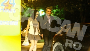 S-a infierbantat cu o tanara noaptea in parc! Fostul ministru Teodor Baconschi e indragostit lulea! Imagini INCREDIBILE!