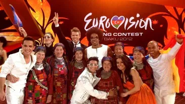 S-au pozat cu dusmanul! Cei de la Mandinga s-au imprietenit cu cele 6 bunicute din Rusia