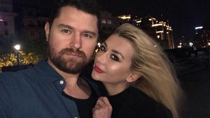Denisa de la Bambi este pregătită să îmbrace din nou rochia de mireasă: ”Îmi doresc o nuntă restrânsă”
