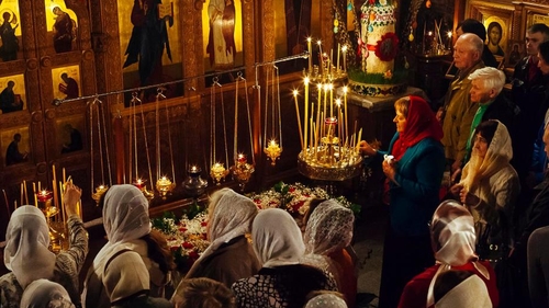 Ce reguli trebuie să respecte românii, în biserică, după 15 mai