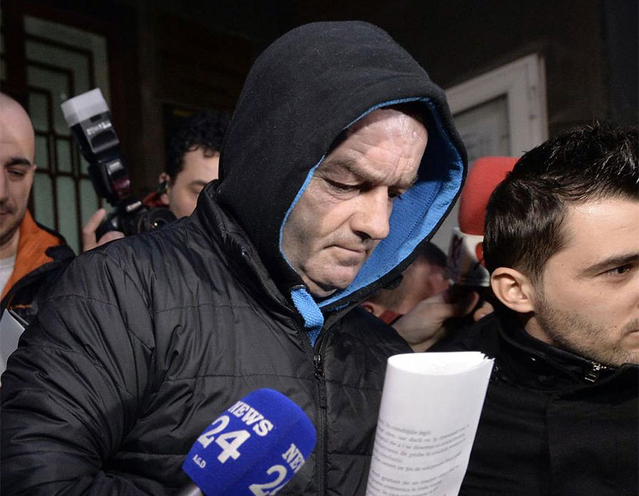 Poreclit "Violatorul" de la Rutieră, Eugen Stan are statut de "protejat" în arestul Poliţiei Capitalei