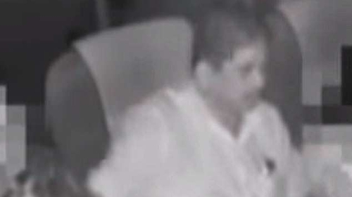 O fetiță de 10 ani a fost abuzată sexual de un om de afaceri, într-o sală de cinema! VIDEO