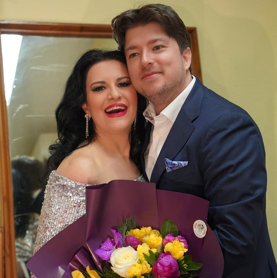 Angela Gheorghiu și Mihai. Sursă: Instagram