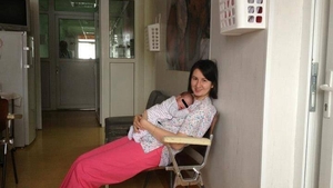 Drama unei rezidente din Bucuresti! Elena este grav bolnava, dar nu are bani de medicamente!