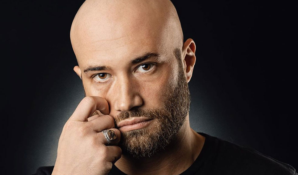 Mihai Bendeac are de suferit după ce a anunțat că a avut simptomele infecției cu coronavirus. ”Se uită la mine cum se uită babele la mort!”