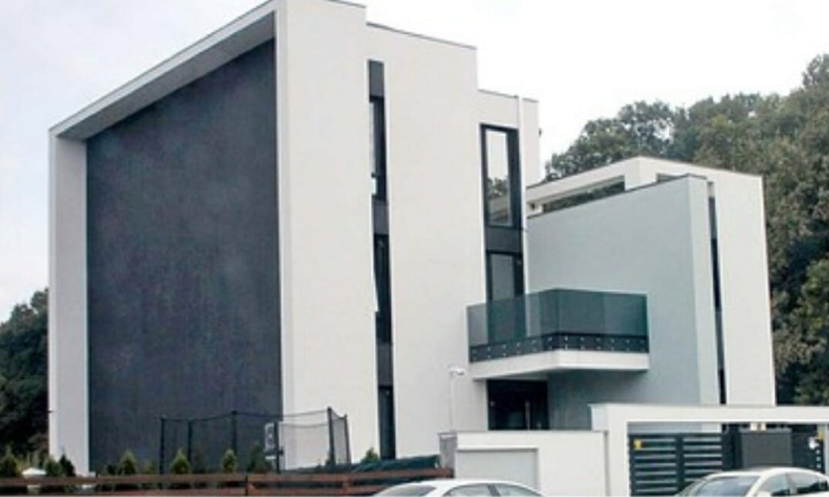 Cum arată casa în care locuiesc Liviu Vârciu și Anda Călin. Vila luxoasă are sală de cinema și studio de înregistrări