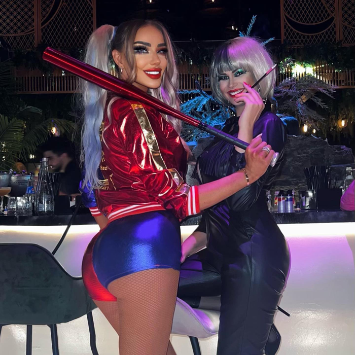 Cum s-au costumat vedetele de Halloween. Topul celor mai sexy apariţii. FOTO