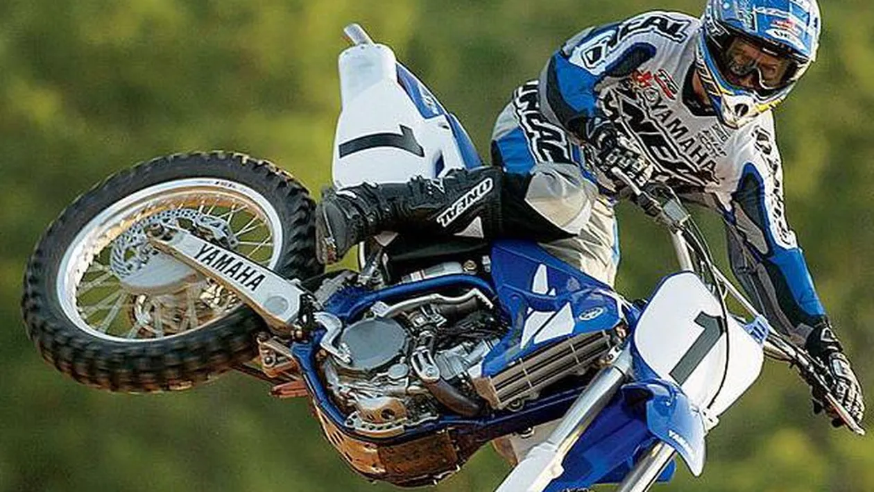 Tragedie la Campionatul European de motocros de la Zarnesti! Un tanar si-a pierdut viata intr-un accident teribil!